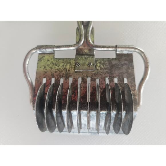 Vintage Pasta Cutter Vintage Kitchen Utensil Vintage Pastry Cutter Germany - Picture 5 of 6